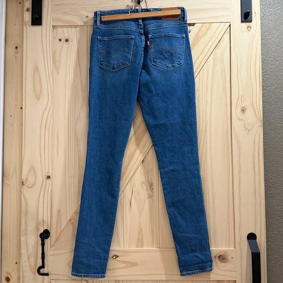 Levi's - 721 High Rise Skinny Blue Jean - 27 - Picture 4 of 10